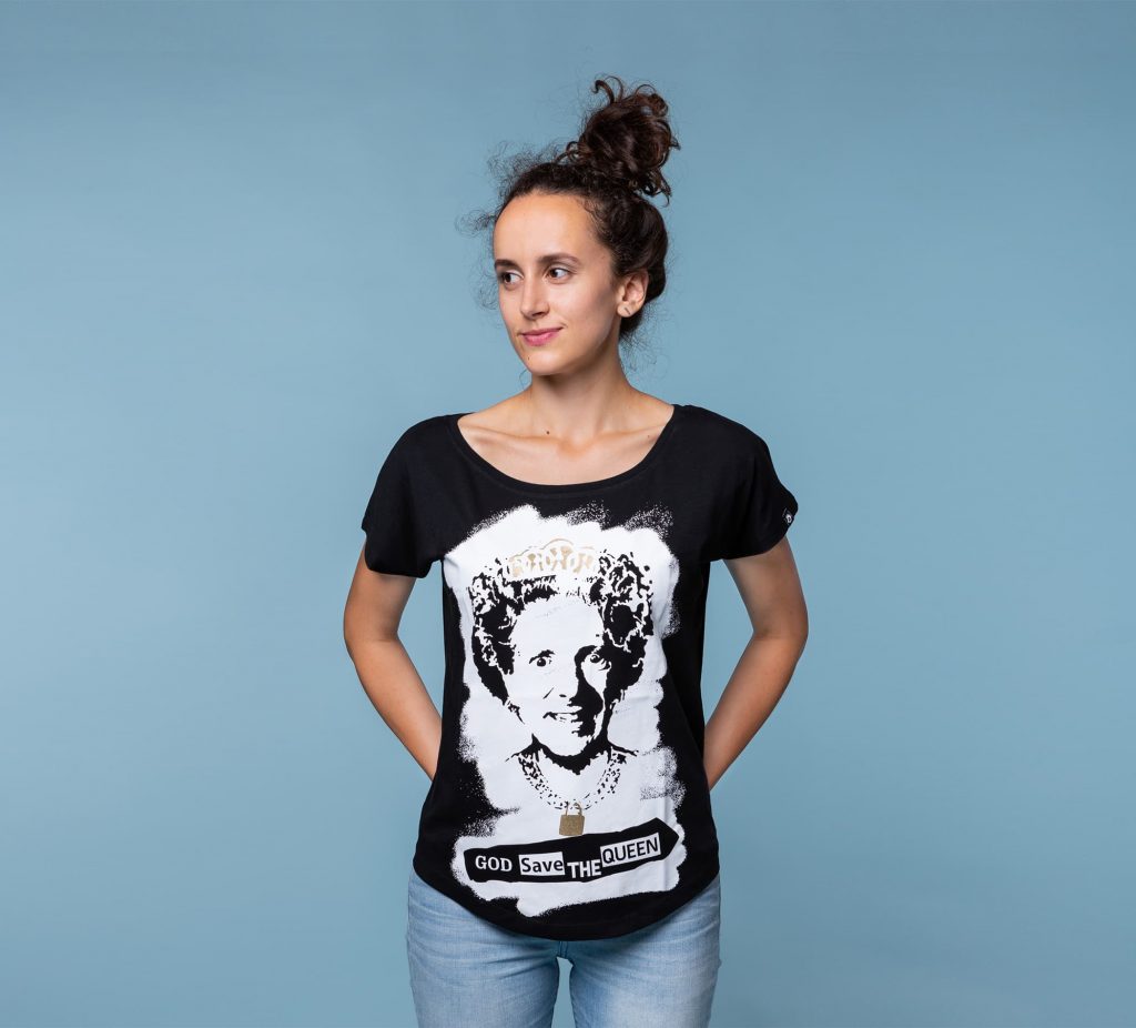 GOD SAVE THE QUEEN – T-shirt